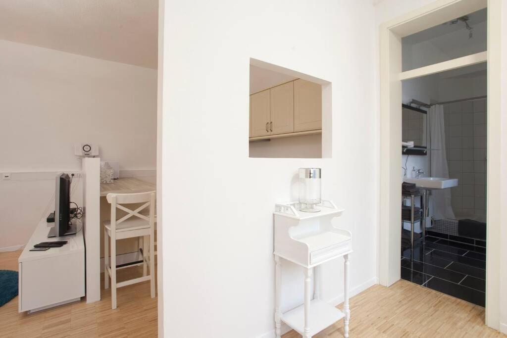 Exclusive 2-Room Souterrain Apartment Nuremberg Extérieur photo