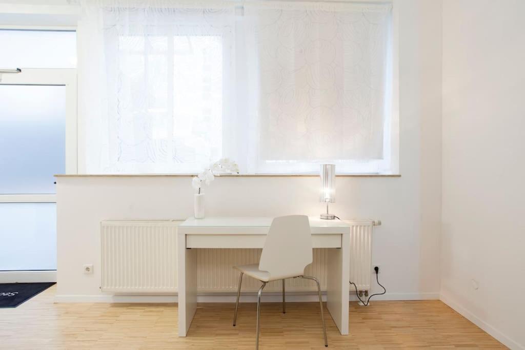 Exclusive 2-Room Souterrain Apartment Nuremberg Extérieur photo